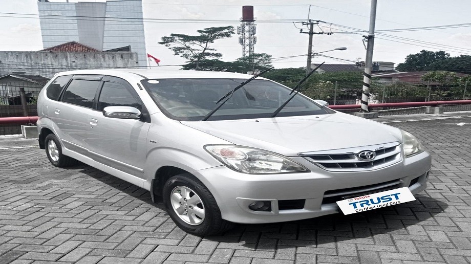 TOYOTA AVANZA NEW AVANZA 1.3 G MT BENSIN MT 2011